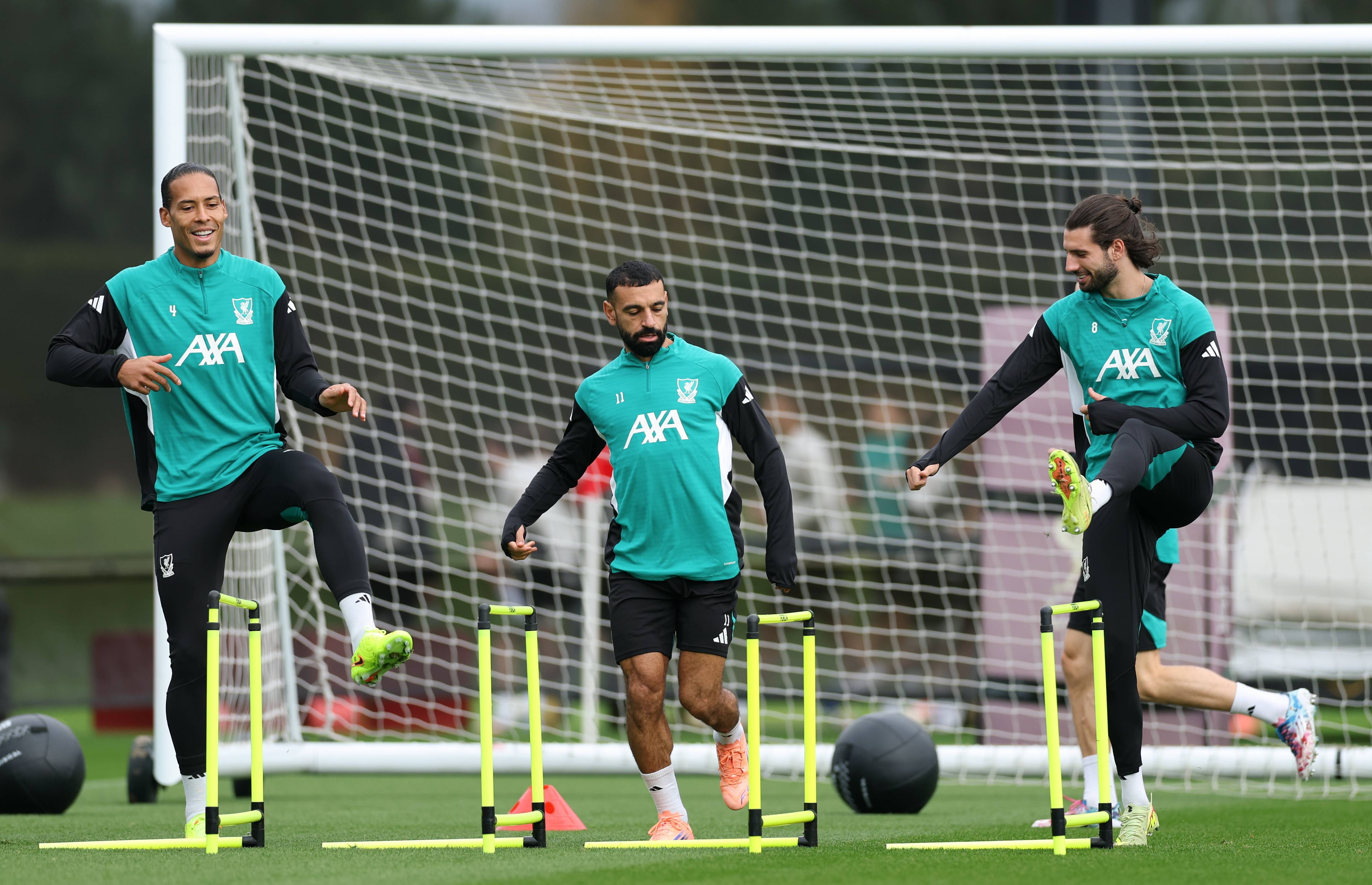 斯洛特:我将与萨拉赫进行沟通 希望他能留下